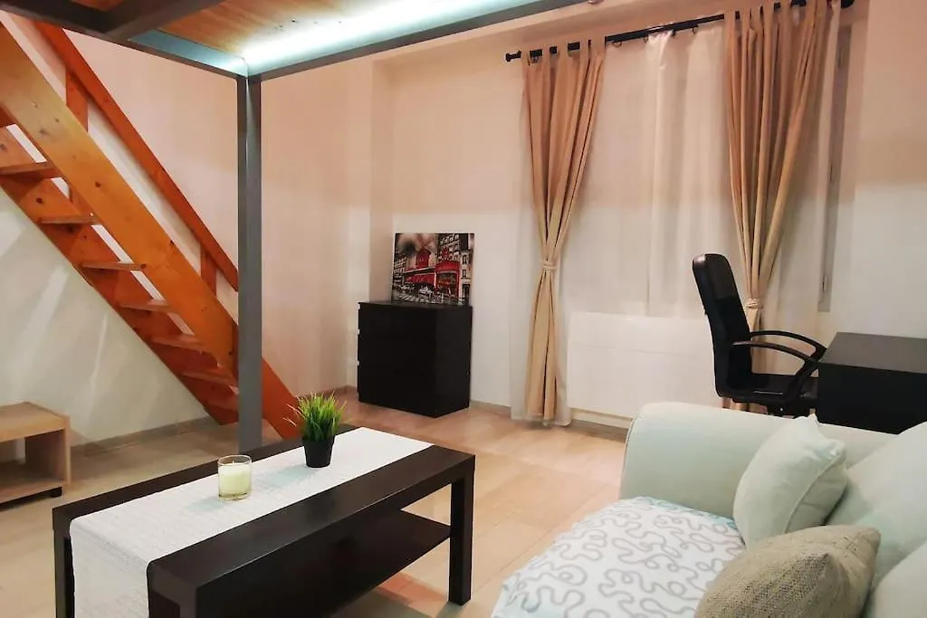 Studio Prive/ Centre-Ville/ Proche Du Parc Walibi Les Avenières Appartement