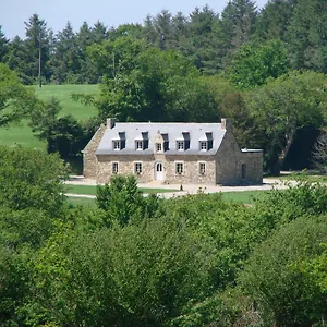 De Kerlouérien Hébergement de vacances Botsorhel